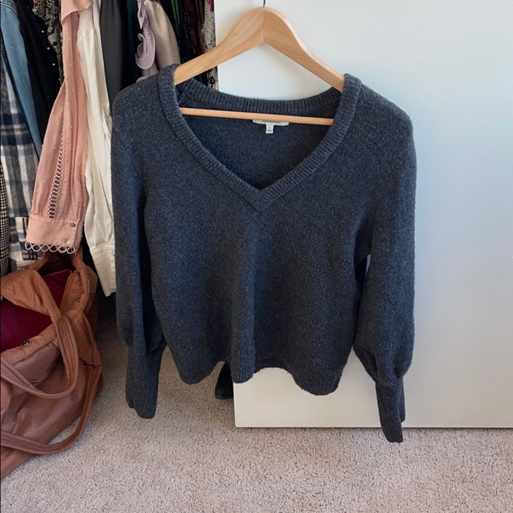 Madewell v neck sweater